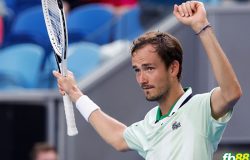 Daniil Medvedev đánh bại Maxime Cressy