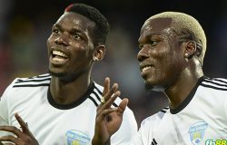 Pogba gặp chuyện động trời